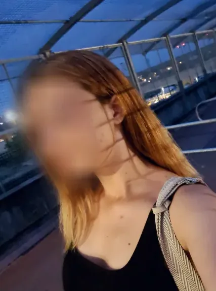 Aylin, 23