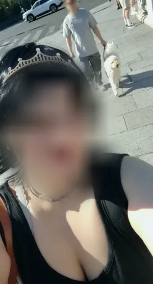 Greta, 40
