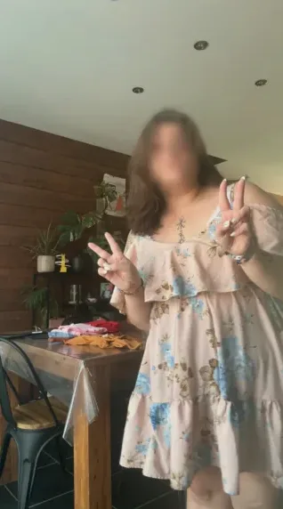 Lisa, 23